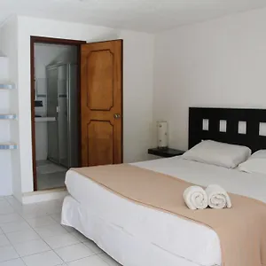 https://tropical-casablanca-party.allrivieramayahotels.com
